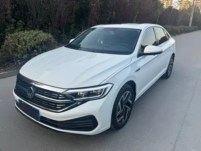 Volkswagen Sagitar Sagitar 2025 Facelift 300tsi Dsg Transcendent Version — фото