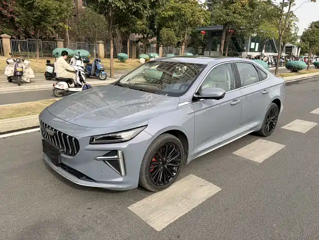 Geely Automobile Xing Rui Xingrui 2024 Oil Hybrid 1.5td Tiangong Edition — фото