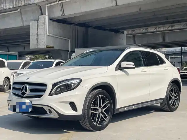 Mercedes-Benz Mercedes-Benz Gla Mercedes-Benz Gla 2016 Gla 220 4matic Fashion Model