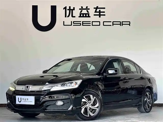 Honda Accord Accord 2016 2.0l Deluxe Edition — фото