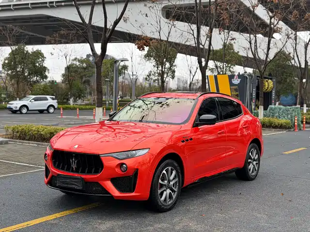 Maserati Levante Levante 2016 3.0t Standard Model — фото