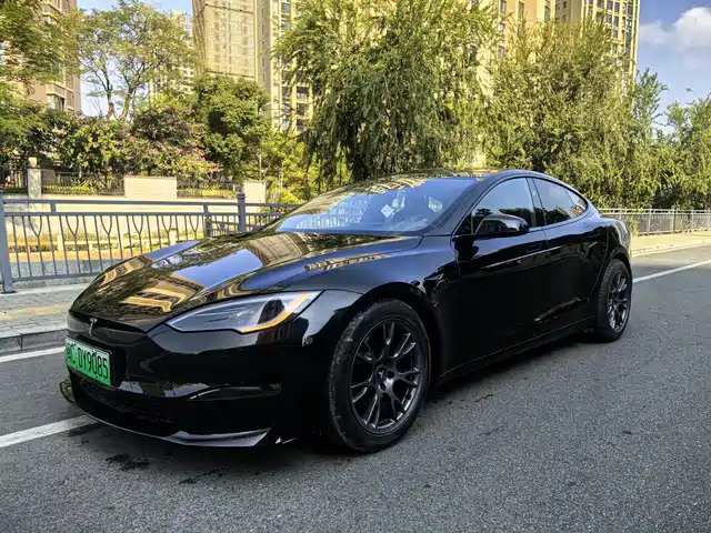 Tesla Model S Model S 2023 Dual-Motor All-Wheel Drive Version — фото