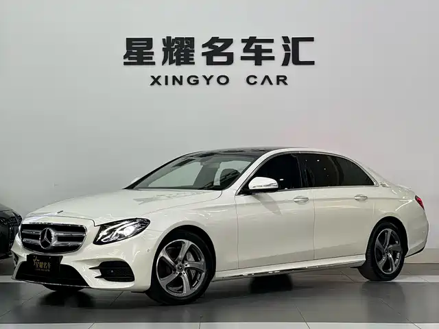 Mercedes-Benz Mercedes-Benz E-Class Mercedes-Benz E-Class 2019 E 300 L Sporty And Stylish — фото
