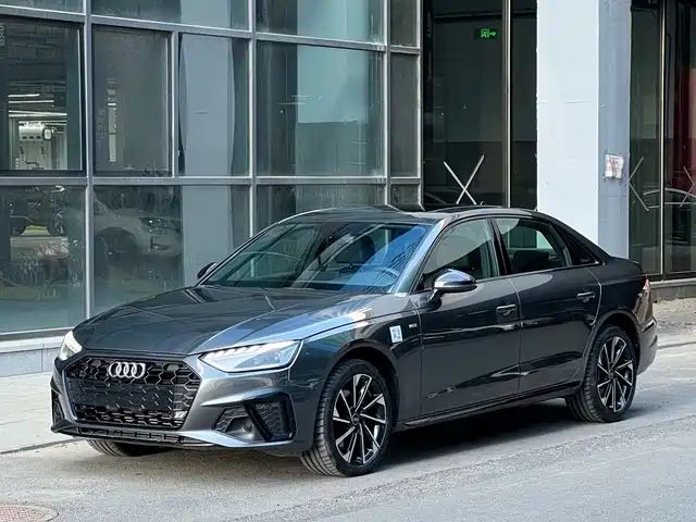 Audi Audi A4l Audi A4l 2022 40 Tfsi Luxury And Dynamic Model — фото