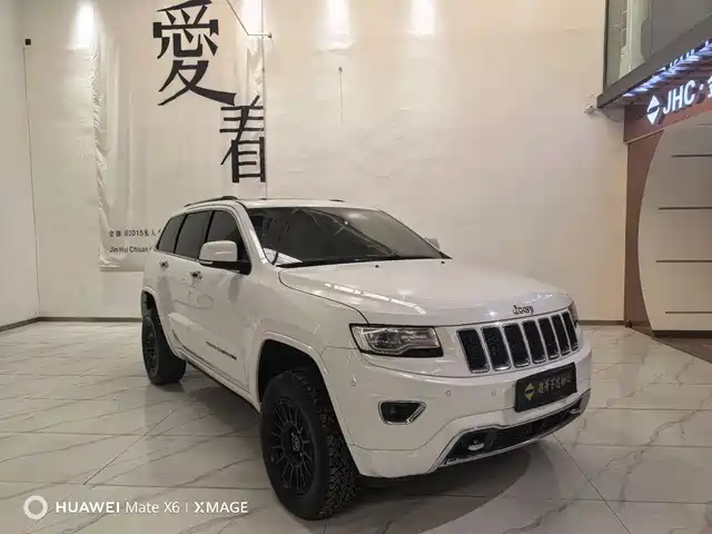 Jeep Grand Cherokee (Imported) Grand Cherokee (Imported) 2015 3.6l Luxury Navigation Edition