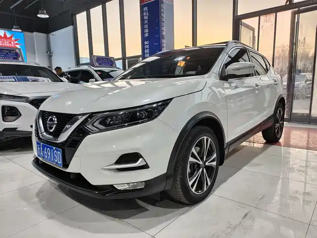 Nissan Qashqai Qashqai 2022 2.0l Cvt Xv Prem Deluxe Edition — фото