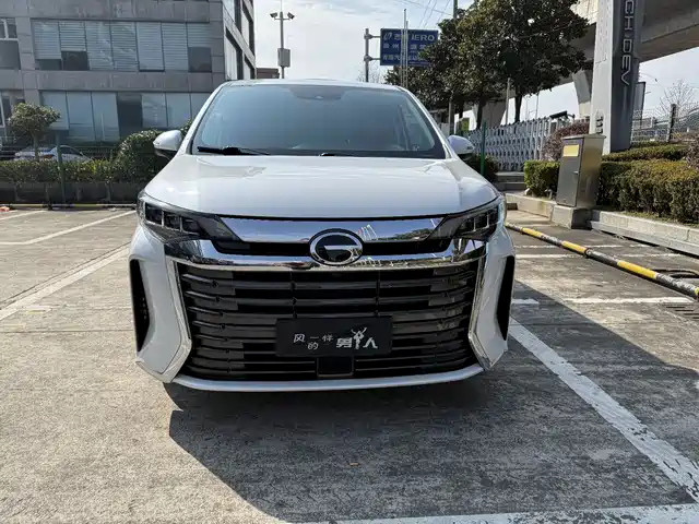 Gac Trumpchi Trumpchi M6 Trumpchi M6 2024 Max 270t Wdct Premium Edition — фото