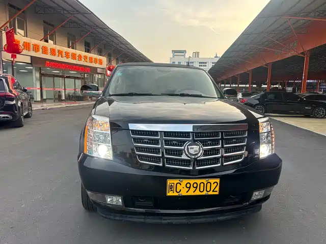 Cadillac Escalade Escalade 2013 6.2l Esv Platinum Edition Extended Type