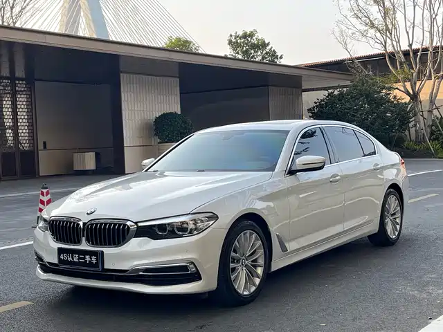 Bmw Bmw 5 Series Bmw 5 Series 2020 525li Luxury Package — фото