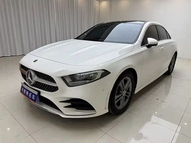 Mercedes-Benz Mercedes Benz A Class Mercedes-Benz A-Class 2022 A 180 L Sports Sedan — фото