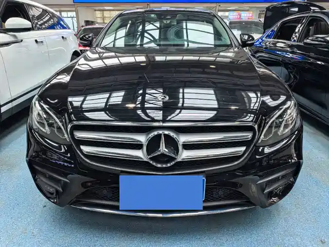 Mercedes-Benz Mercedes-Benz E-Class Mercedes-Benz E-Class 2017 E 300 L Sporty And Stylish — фото
