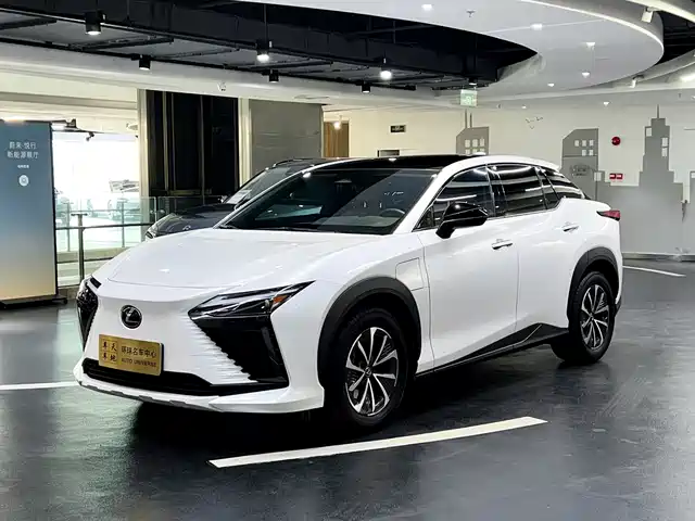 Lexus Lexus Rz Lexus Rz 2023 450e Four-Wheel Drive Indulgent Version — фото