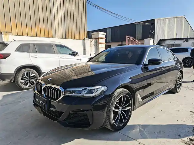 Bmw Bmw 5 Series Bmw 5 Series 2022 Facelift 2 525li M Sports Package — фото