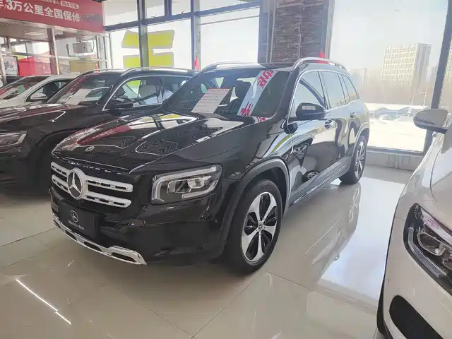 Mercedes-Benz Mercedes-Benz Glb Mercedes-Benz Glb 2023 Glb 220 Fashion Model