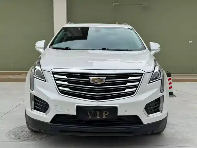 Cadillac Cadillac Xt5 Cadillac Xt5 2018 25t Luxury Model — фото