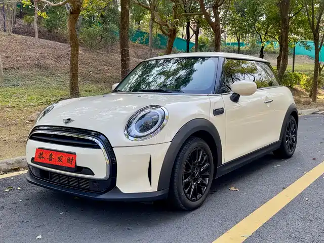 Mini Mini Mini 2022 Facelift 1.5t One — фото