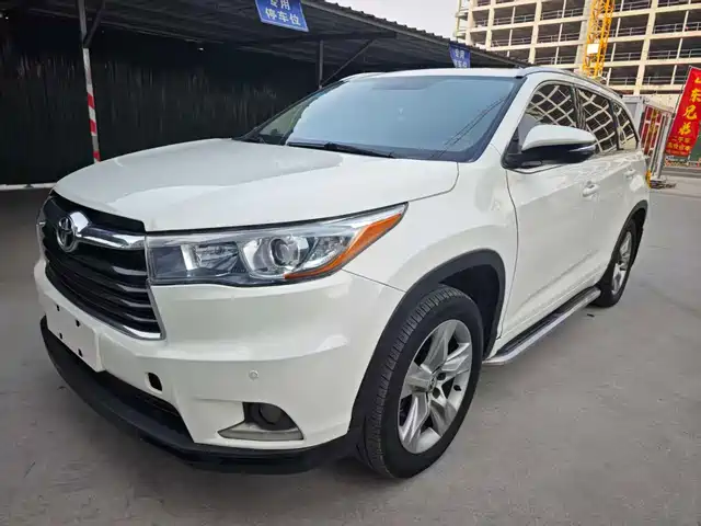 Toyota Highlander Highlander 2015 2.0t Two-Wheel Drive Luxury Version 7 Seats — фото
