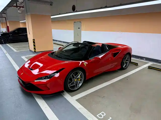 Ferrari Ferrari F8 Ferrari F8 2020 Spider 3.9t V8
