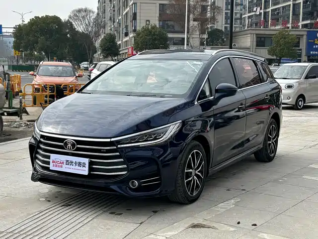 Byd Song Max Song Max 2018 1.5t Automatic Smart Connection Elite 6 Seats — фото