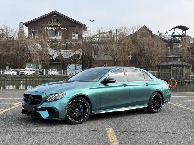 Mercedes-Benz Mercedes-Benz E-Class Mercedes-Benz E-Class 2018 E 300 L Sporty And Stylish — фото