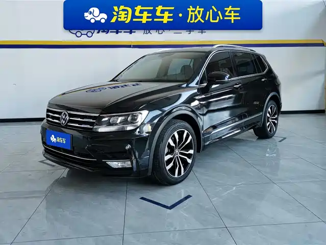Volkswagen Tiguan L Tiguan L 2021 330tsi Automatic Two-Wheel Drive R-Line Version — фото