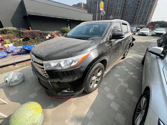 Toyota Highlander Highlander 2015 2.0t Four-Wheel Drive Luxury Version 7 Seats — фото