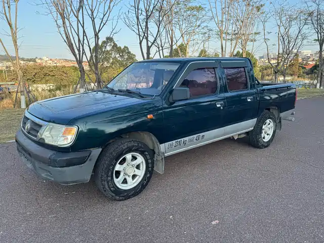 Dongfeng Ruiqi Ruiqi 2015 2.4l Elite Version Gasoline Two-Wheel Drive Standard Model Zg24 — фото