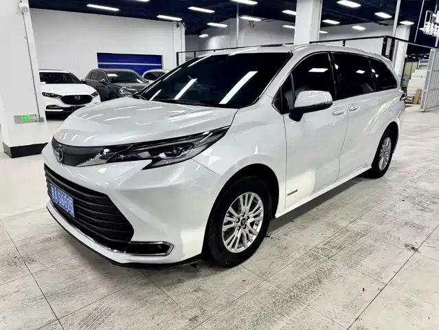Subaru Forest Man Forester 2022 2.0i Awd Deluxe Edition — фото