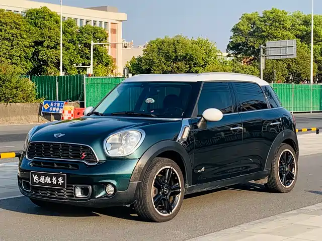 Mini Mini Countryman Mini Countryman 2015 1.6t Cooper S All4 Extreme Dark Night Edition — фото