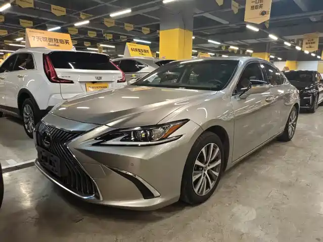 Lexus Lexus Es Lexus Es 2020 200 Excellence Edition — фото