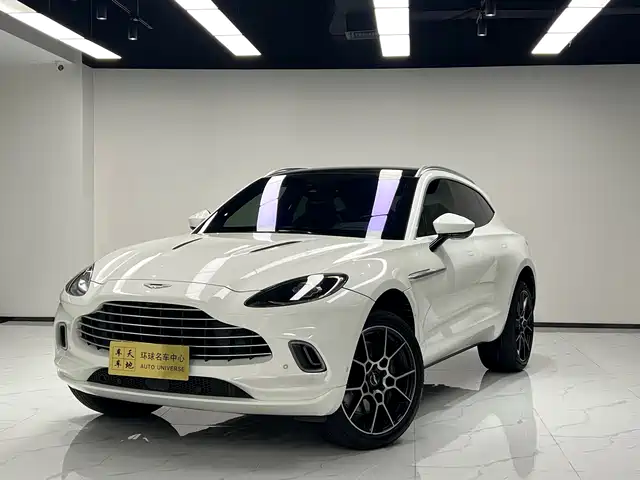 Aston Martin Aston Martin Dbx Aston Martin DBX 2021 4.0T V8 Flawless Flame