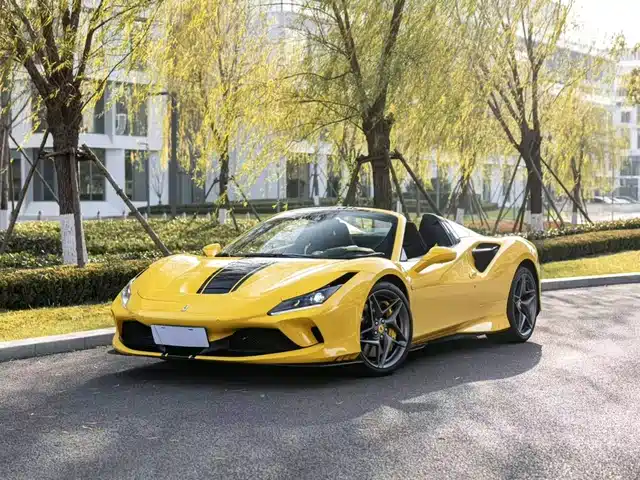 Ferrari Ferrari F8 Ferrari F8 2020 Spider 3.9t V8