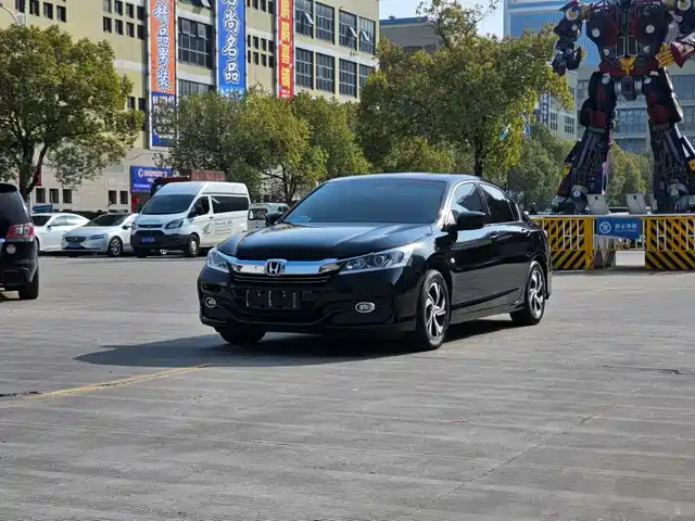 Honda Accord Accord 2016 2.0l Comfort Edition — фото