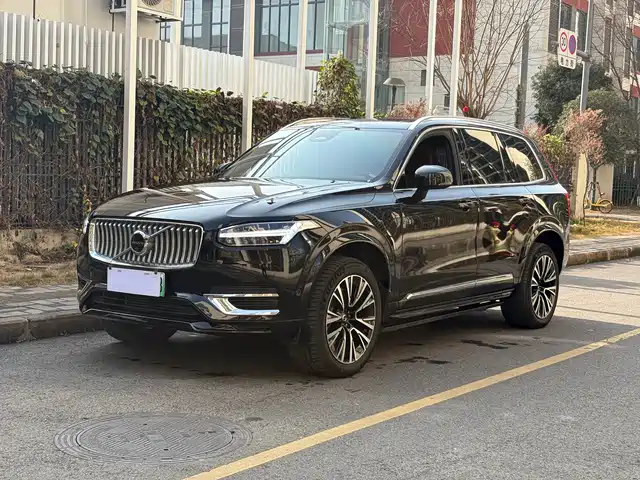 Volvo Volvo Xc90 Plug-In Hybrid Volvo Xc90 Plug-In Hybrid 2024 T8 Zhizun Deluxe Edition 7 Seats — фото