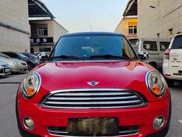 Mini Mini Clubman Mini Clubman 2010 1.6l Cooper Cheer — фото