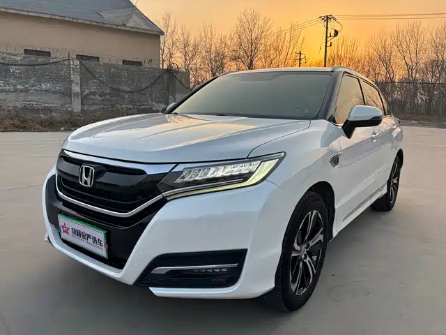 Honda Honda Ur-V Honda Ur-V 2017 370turbo 2wd Premium Edition National V — фото