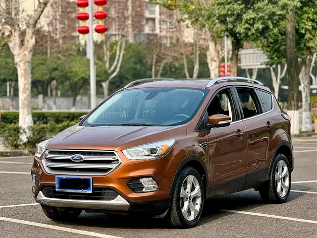Ford Wing Tiger Escape 2017 Ecoboost 245 Four-Wheel Drive Platinum Airfoil
