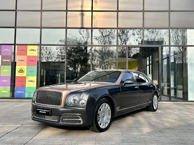 Bentley Mulsanne Mulsanne 2017 6.8t Long Wheelbase Version — фото