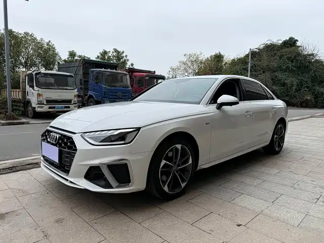 Audi Audi A4l Audi A4l 2020 40 Tfsi Luxury And Dynamic Model — фото