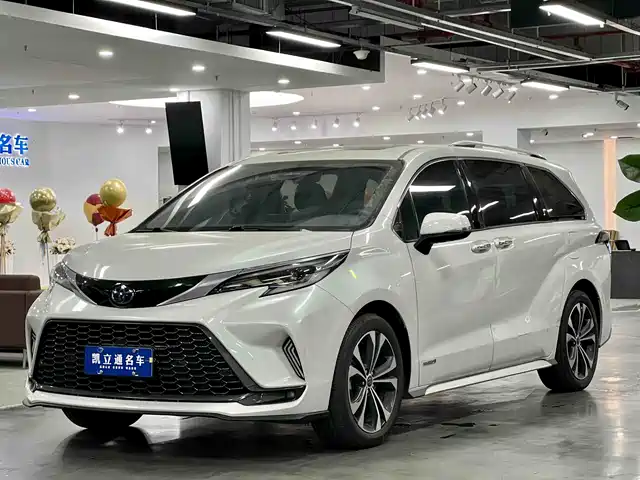 Toyota Gravia Grevia 2023 2.5l Hybrid Premium Plus Edition — фото