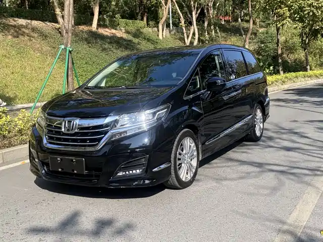 Honda Alison Alison 2016 2.4l Fashion Edition — фото