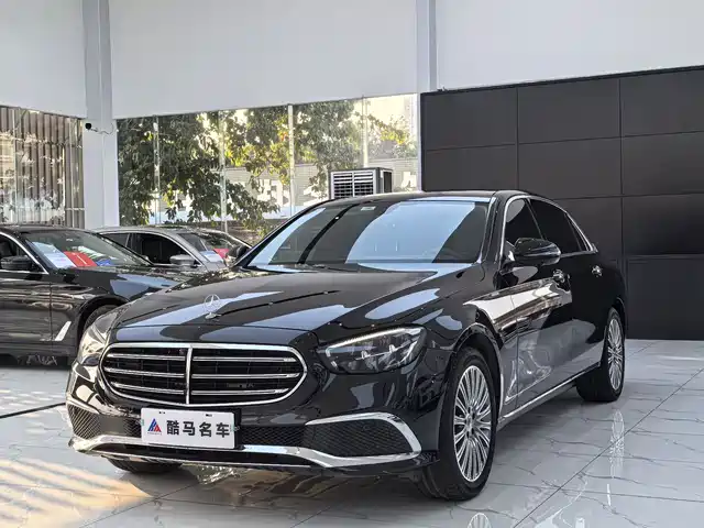Mercedes-Benz Mercedes-Benz E-Class Mercedes-Benz E-Class 2023 E 300 L Luxury Model — фото