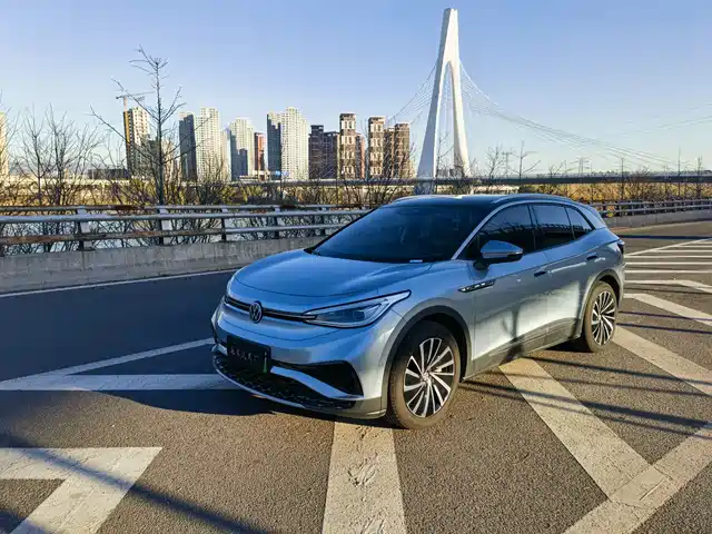 Volkswagen Id.4x Id.4 X 2023 Extremely Smart Long Battery Life Edition — фото