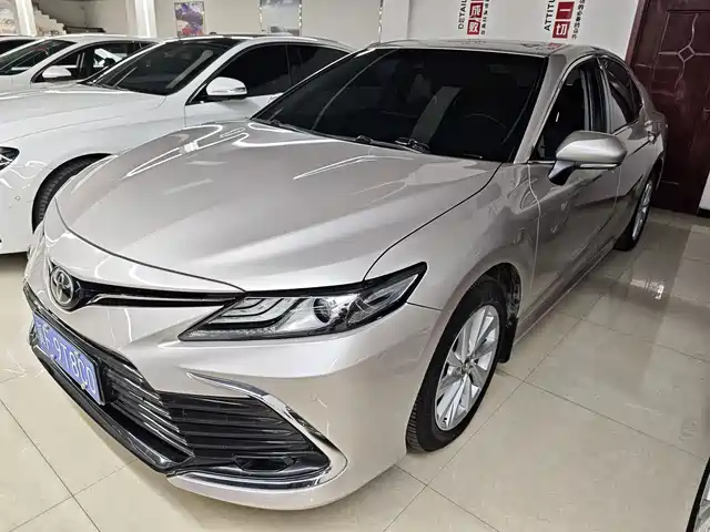 Toyota Camry Camry 2021 2.0g Deluxe Edition