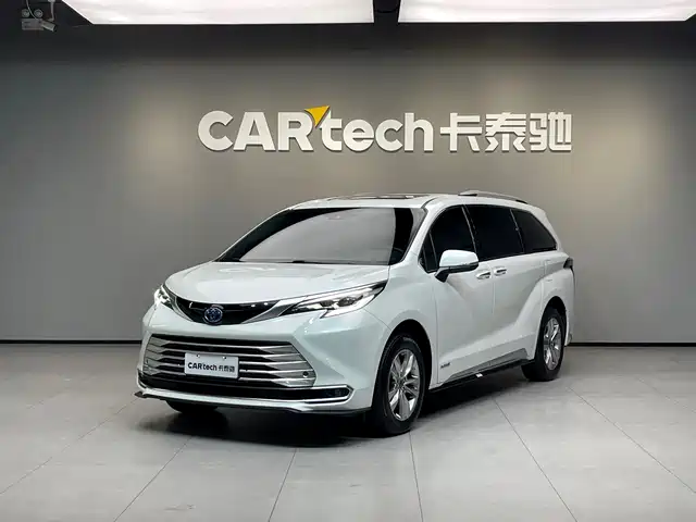 Toyota Sienna Sienna 2021 2.5l Hybrid Platinum Edition — фото