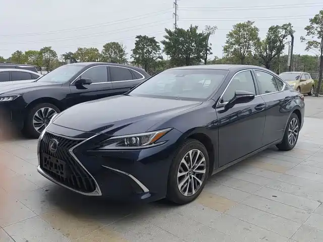 Lexus Lexus Es Lexus Es 2023 200 Excellence Edition — фото