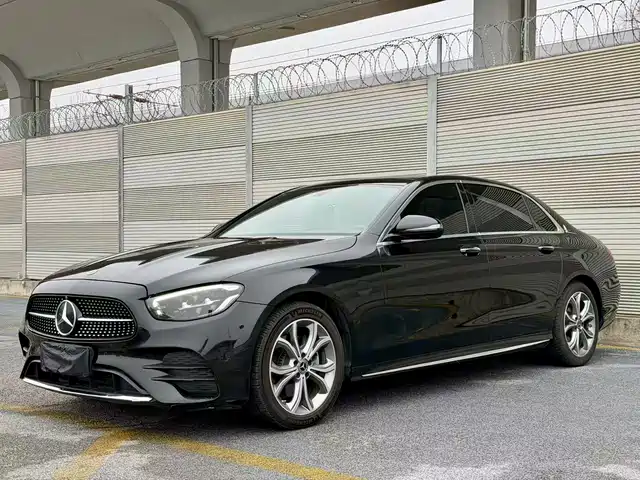 Mercedes-Benz Mercedes-Benz E-Class Mercedes-Benz E-Class 2020 E 300 L Luxury Model — фото