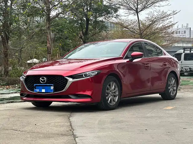 Mazda Mazda3 Angkesela Mazda3 Angkesela 2020 1.5L manual quality version — фото
