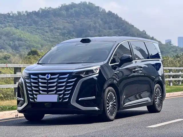 Gain Momentum Denza D9 Denza D9 2025 Dm-I Smart Driving Version 1020 Four-Wheel Drive Premium Model