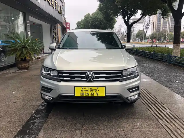 Volkswagen Tiguan L Tiguan L 2021 330tsi Automatic Two-Wheel Drive Smart Version